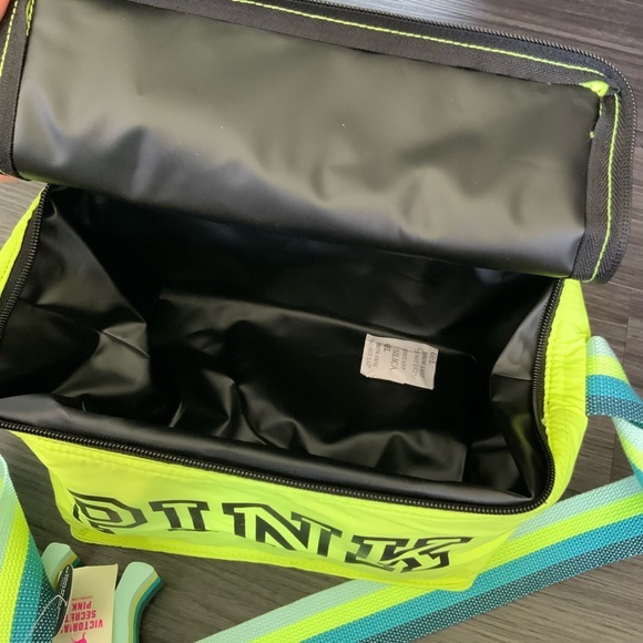 PINK Softshell Cooler - Picture 2 of 4